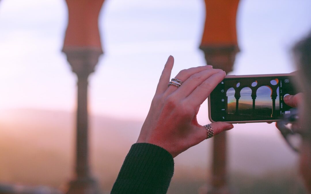 Airbnb Instagram Marketing Strategy: Everything You Need To Know